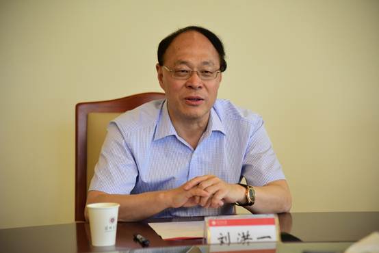 说明: C:\Users\lenovo\Desktop\20180726卢成燕任芒果体育党委副书记纪委书记\DSW_3455.JPG